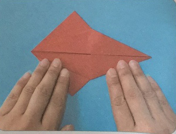 Illustration of simple origami fish for children