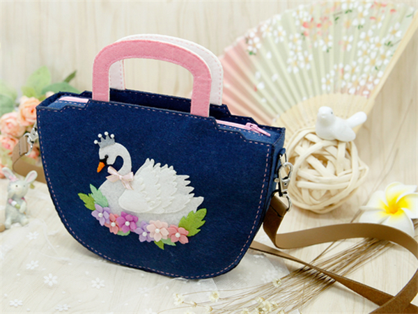 Appreciation of hand-sewn fabric DIY non-woven bag products