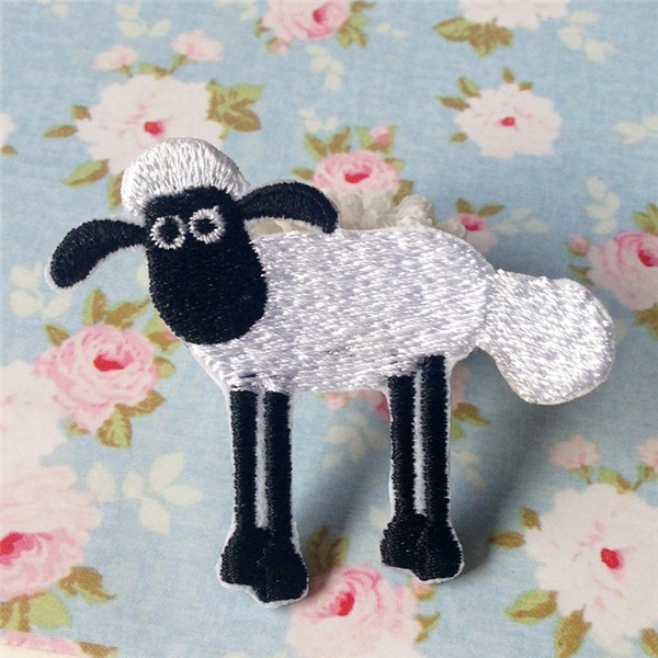 Cute handmade creative cartoon embroidery DIY Shaun the Sheep cloth patch