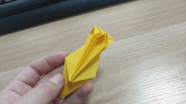 Peacock origami, so beautiful that I cried!