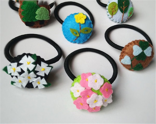 Fresh and sweet forest girl style hair accessories made by DIY handmade fabric embroidery