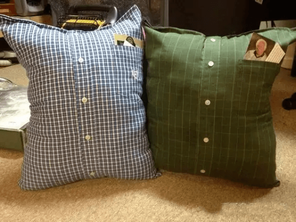 You can use scraps of old clothes to make what you want, and you don’t have to buy pillows anymore! (Attached are 12 tutorials)