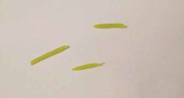 Steps to make small swallow fish from plasticine