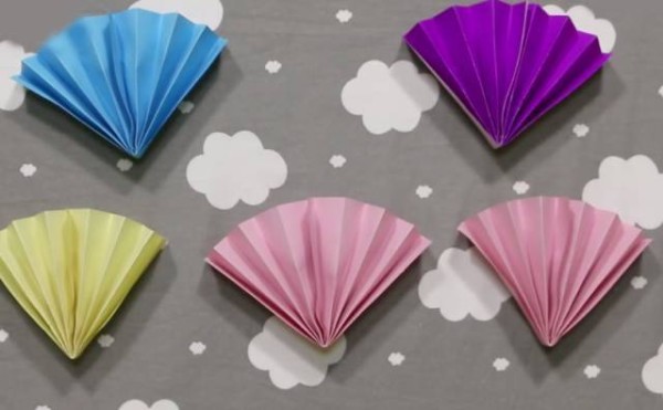 Three-dimensional origami greeting card for kindergarten creative greeting card