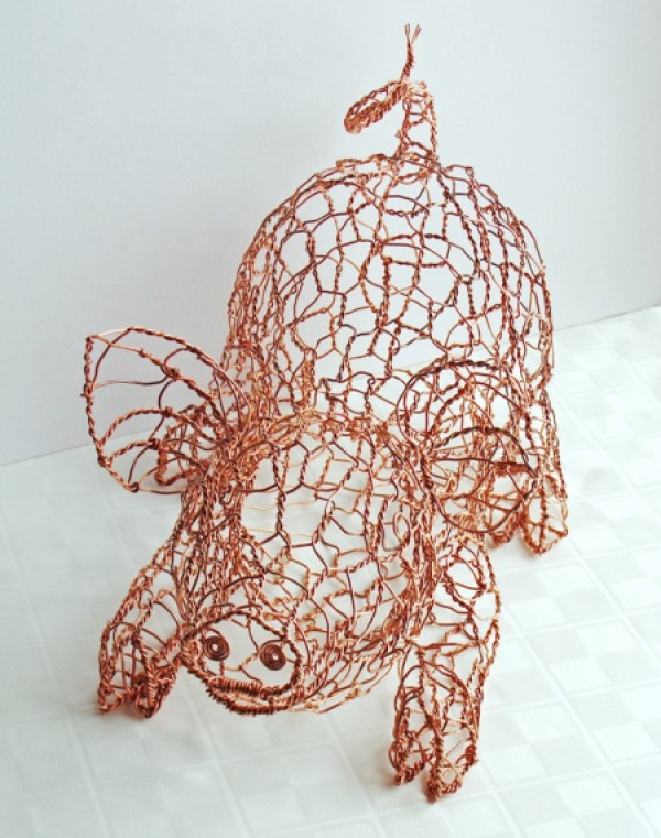 Lifelike wire animal models