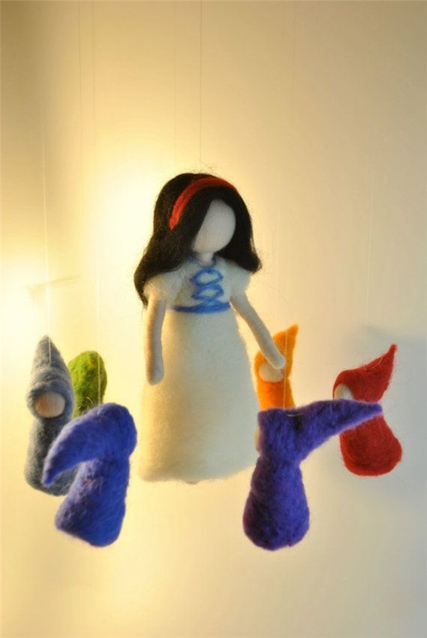 Creative handmade wool felt DIY Snow White and the Dwarfs