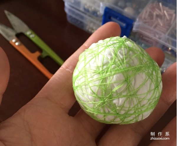 Use wool to crochet a beautiful Temari ball by hand, it’s very simple!