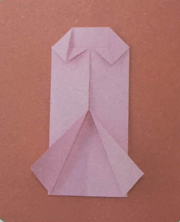 Pictures of steps for making origami shirts