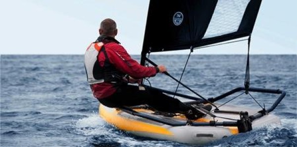 Portable inflatable sailboat