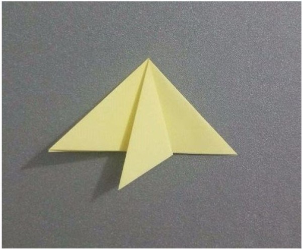 DIY childrens origami folding method of big-headed fish