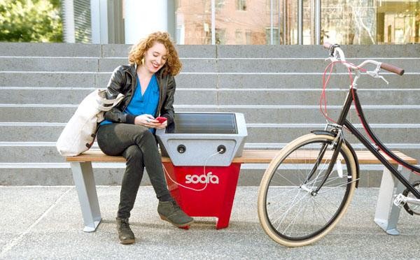 Park bench with solar charging device