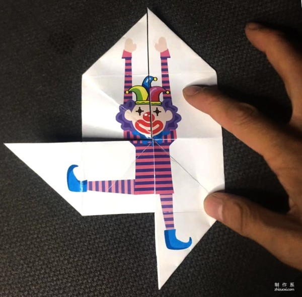 Fun origami toys for children, it’s fun to make an animated clown that can transform into a clown!