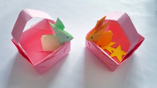 Kindergarten handmade origami illustration of flower basket