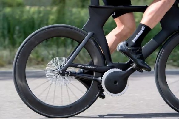 Known as the worlds most labor-saving bicycle, its transmission efficiency is as high as 99%