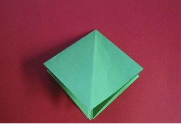 Detailed folding method of Christmas tree