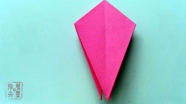 Colorful simple origami fish handmade origami illustration tutorial