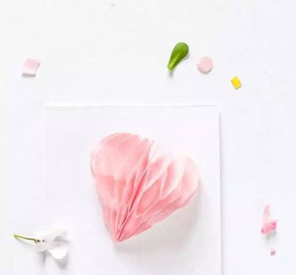 Simple and beautiful handmade method of combining Chinese Valentines Day greeting cards