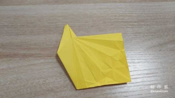 Peacock origami, so beautiful that I cried!