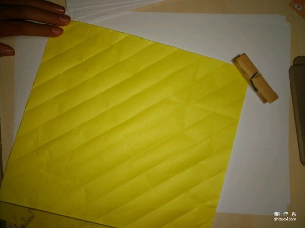 Origami tutorial for Lantern Festival and eating glutinous rice balls on the fifteenth day of the first lunar month.