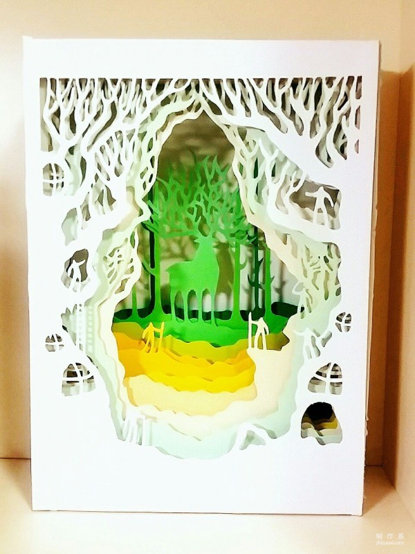 Paper art handmade gradient color paper sculpture Seeing a Deer in the Deep Forest Simple Paper Art Sculpture Carving Tutorial