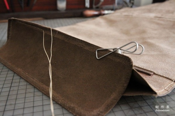 Crazy horse leather backpack detailed production steps