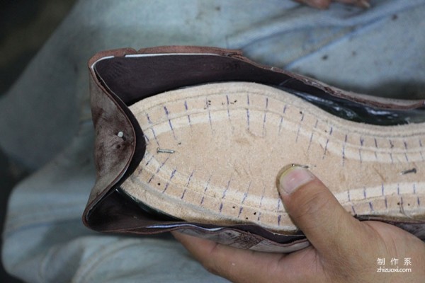 The making process of a pair of handmade work boots