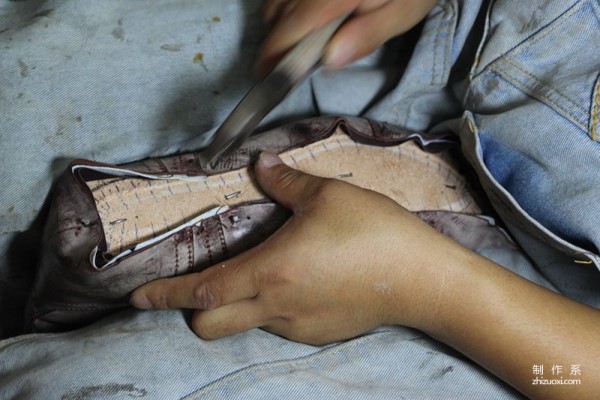 The making process of a pair of handmade work boots