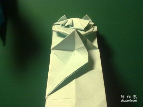 Cartoon three-dimensional cute version of Hatsunes handmade origami tutorial with detailed explanation of origami pictures