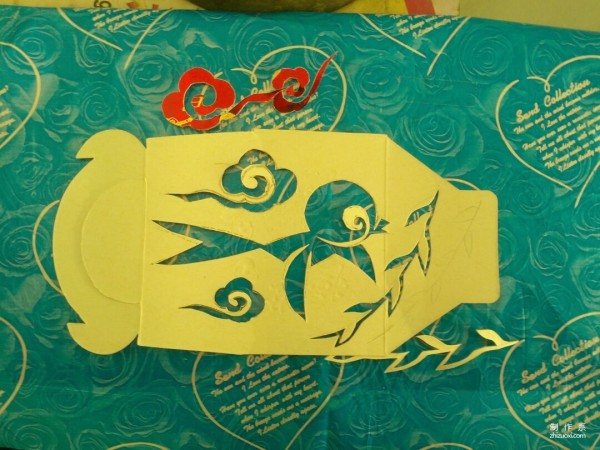 Bird handmade paper-cutting, an interesting way for children to make handmade paper-cutting