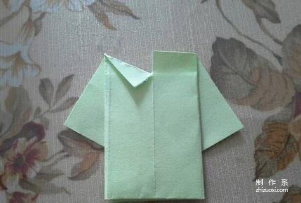 Detailed explanation of the origami method of simple fresh clothes for the second child with pictures