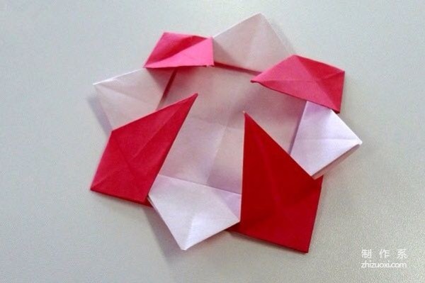 Tutorial on how to make origami top