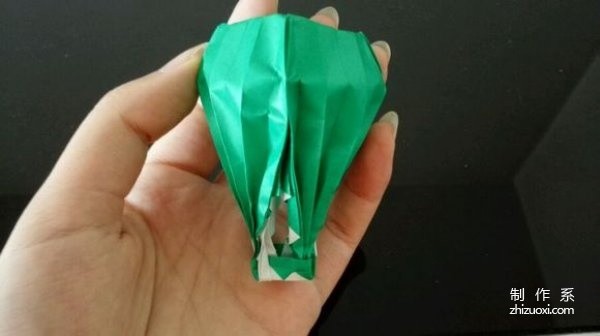 How to fold a hot air balloon. Creative and interesting hot air balloon origami tutorial.