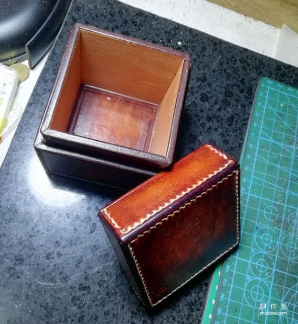 Leather box made by horse stitching