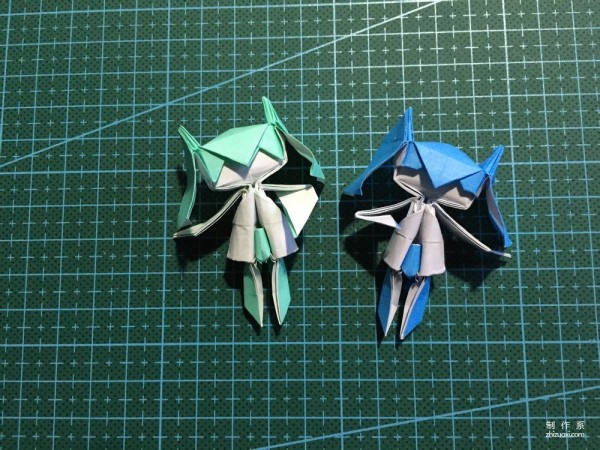 Real-life tutorial on origami Chirulian with complex origami cartoon characters