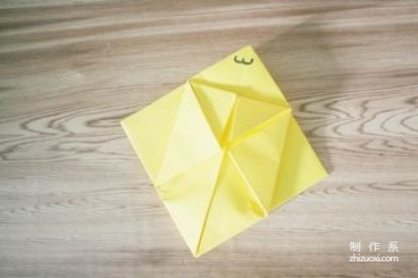 A picture-illustrated tutorial to teach you step-by-step origami Pikachu