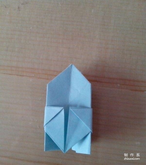 Illustrated tutorial on how to make origami Lei Feng Tower as a child