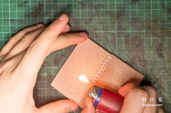 Cross stitching method for leather (illustrated tutorial)