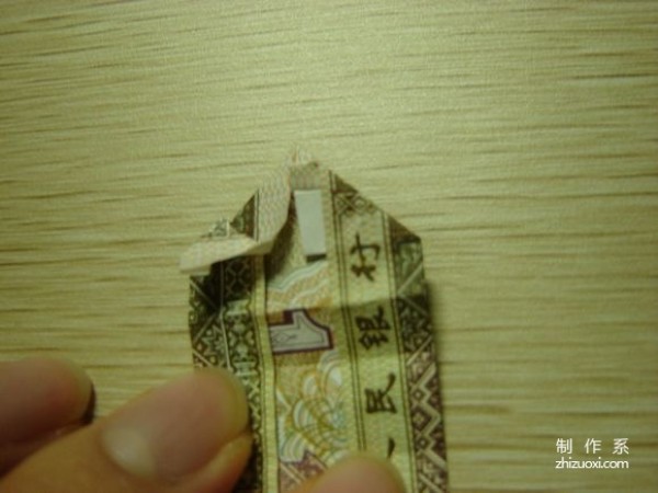 Illustrated tutorial for DIY handmade origami camera toys using RMB or US dollar banknotes