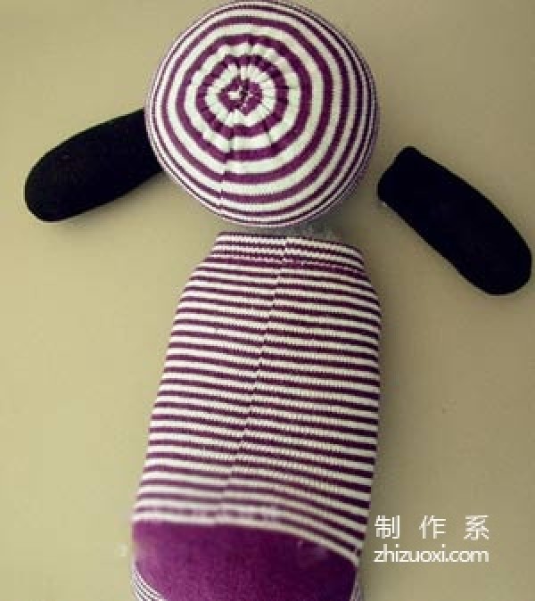 Illustrated tutorial on how to use children’s cotton-padded jackets to DIY DIY transformation of rabbit dolls