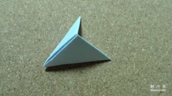 How to fold simple triangle origami using colored paper