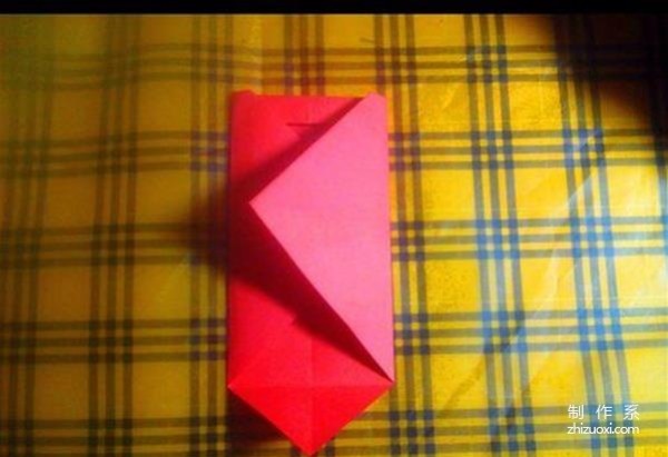 Very simple and beautiful origami illustration of love envelope