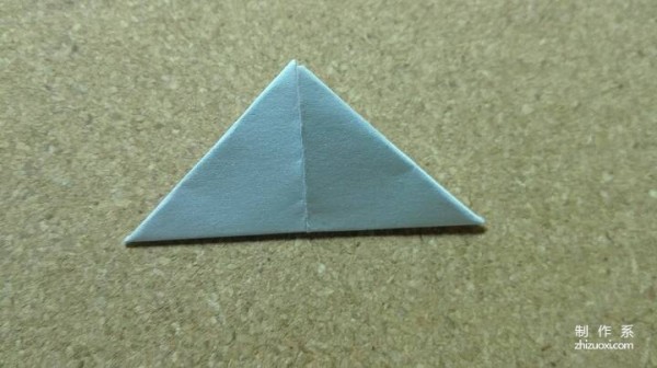 How to fold simple triangle origami using colored paper