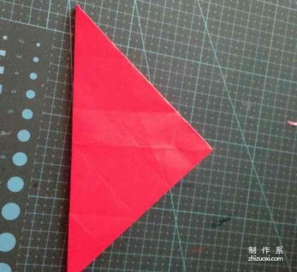 Illustrated tutorial on the origami method of folding paper into shining stars