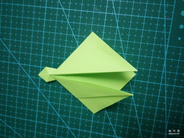 How to make origami of a super cute mantis