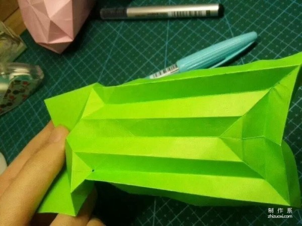 Origami sapling, a budding handmade origami making method