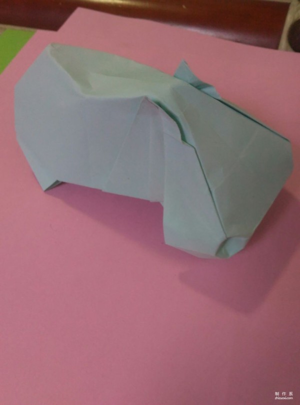 Simple DIY origami method for cute hippopotamus