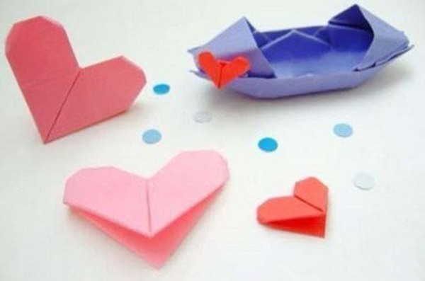 Heart to heart, perfect and simple heart-shaped origami