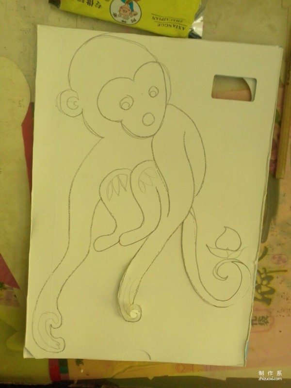 How to make a cute and lively little monkey hand-cut paper