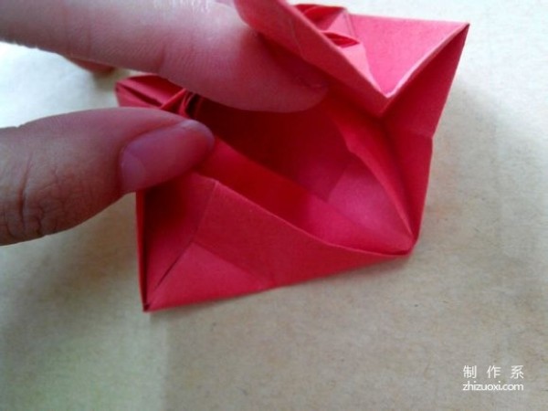 Illustration of DIY origami method of beautiful windmill rose flower