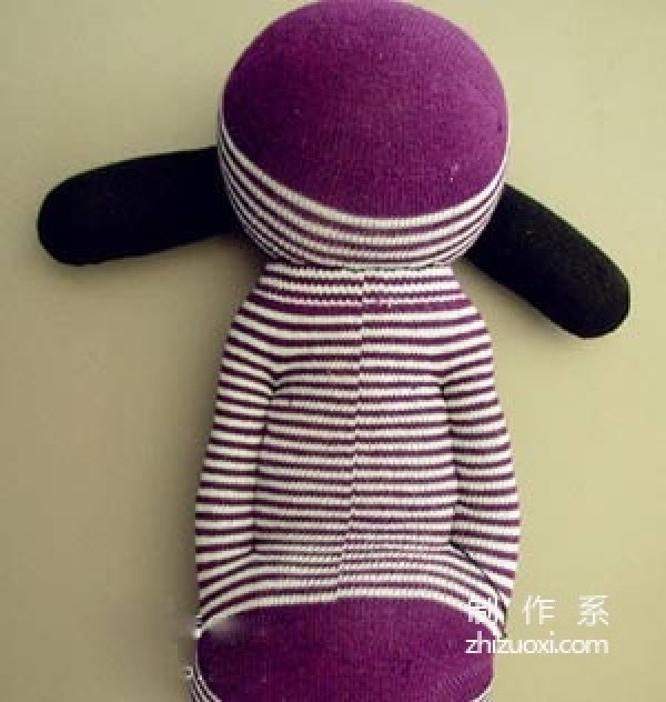 Illustrated tutorial on how to use children’s cotton-padded jackets to DIY DIY transformation of rabbit dolls